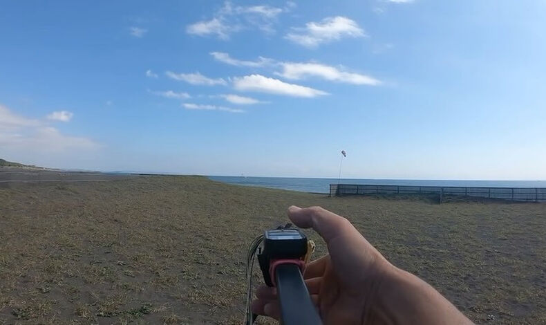 動画サムネイル